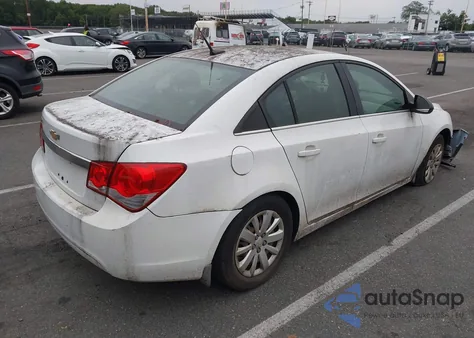 2011 Chevrolet Cruze Ls z USA, uszkodzony, nr VIN 1G1PC5SHXB7306759